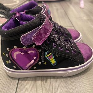 Kids High-Top Sneakers with Purple and Black Design